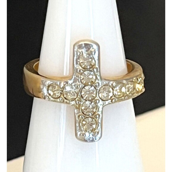 Vintage Ring Size 7 Christian Cross Classic Chic Crystal 18KT HGE Gold Plate 4B - Picture 2 of 4